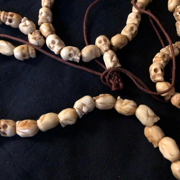 This is very rare It is bone! Real shrunken heads - Picture 3 of 6